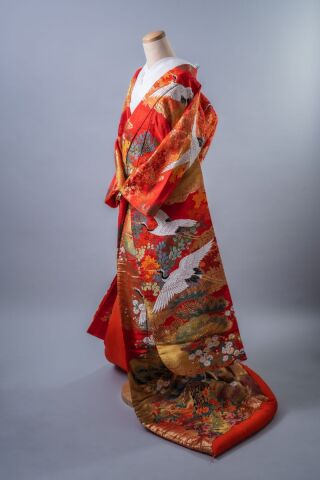 ★プラン内★色打掛「延寿松桜図」正統派・古典柄の打掛