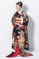 引振袖「七宝花筏」