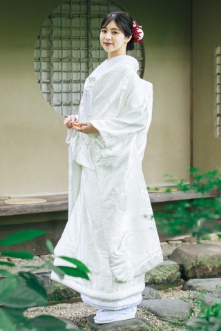 白無垢「松飛鶴流水」技術と上質さを誇る川島織物