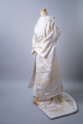 ★プラン内★白無垢「千羽鶴」金糸で織り上げられた鶴が輝く