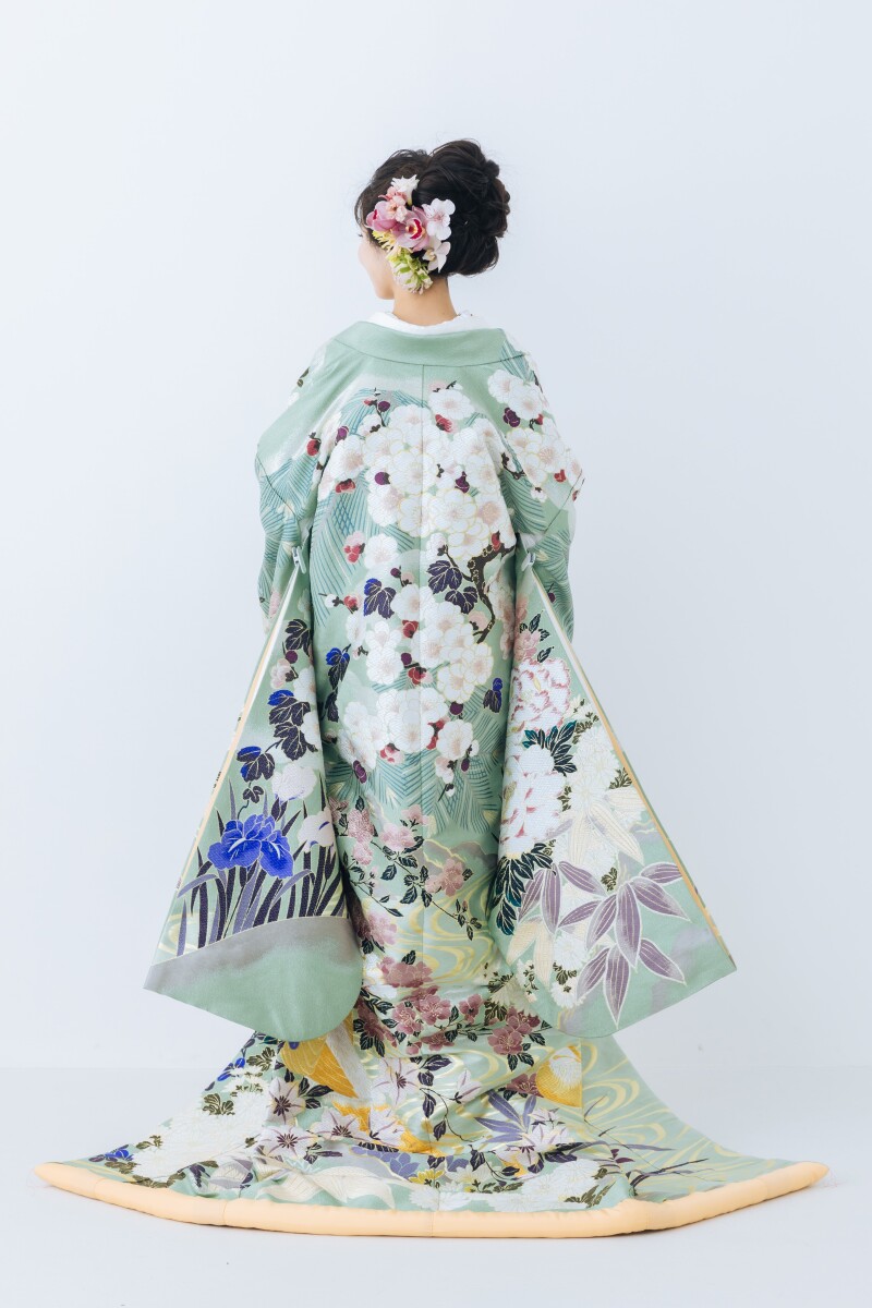 色打掛「花鳥清景図　緑青」ふんわりとしたボリュームの善王寺織