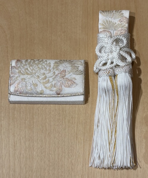 懐剣・筥迫「白金菊」