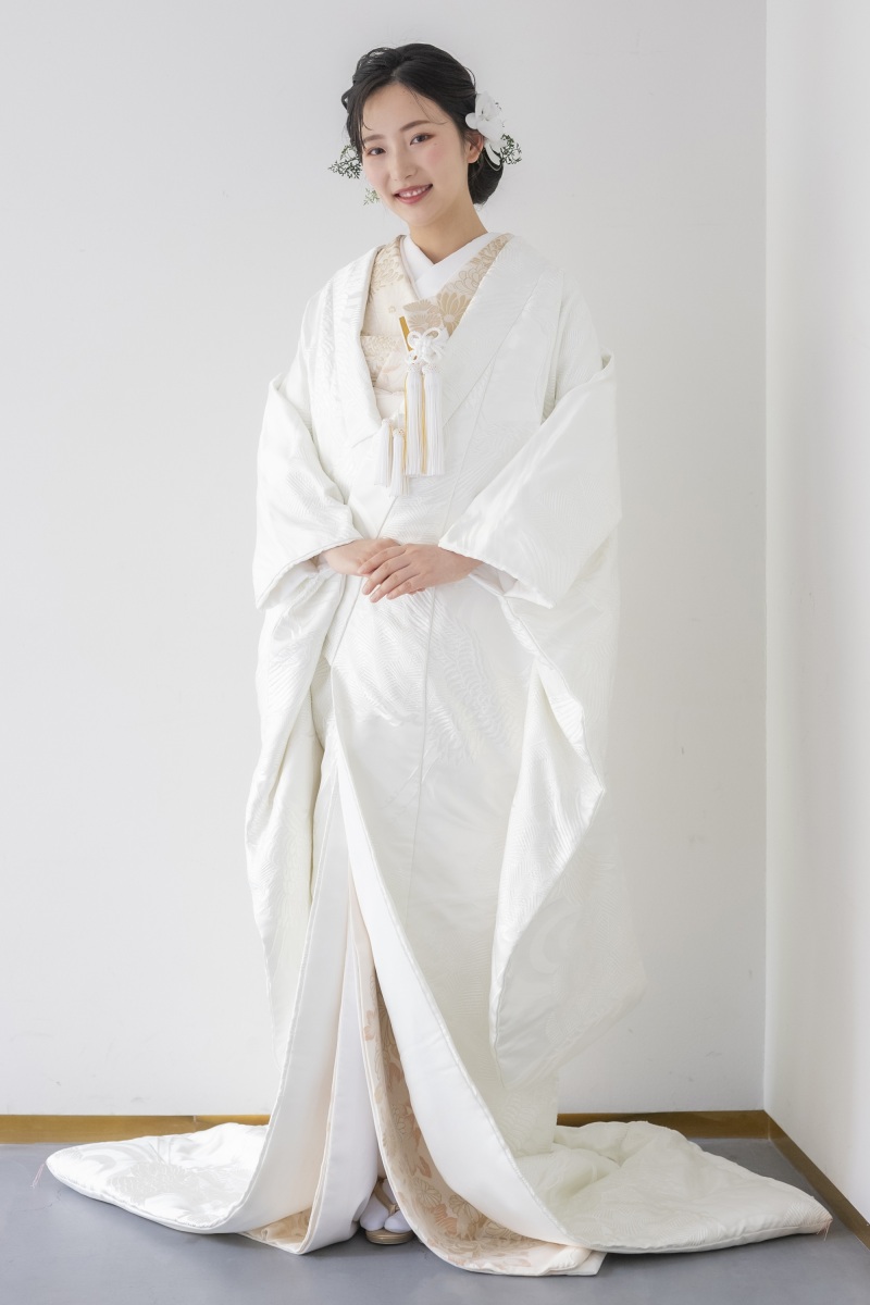 白無垢アレンジコーデ「松飛鶴流水」✖ 掛下「白金菊」