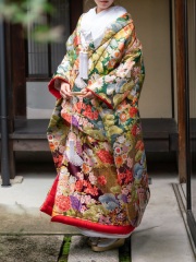 色打掛「飛翔鶴御所解紋 緑紫」緑から紫へ美しいグラデーション