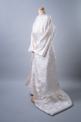 ★プラン内★白無垢「吉祥花車文様」桜や藤が美しく上品な一着