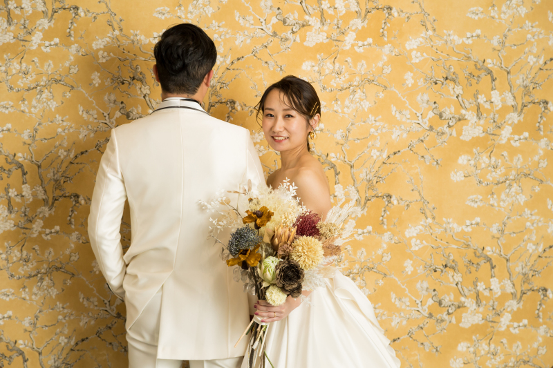 可愛い笑顔のご新婦様