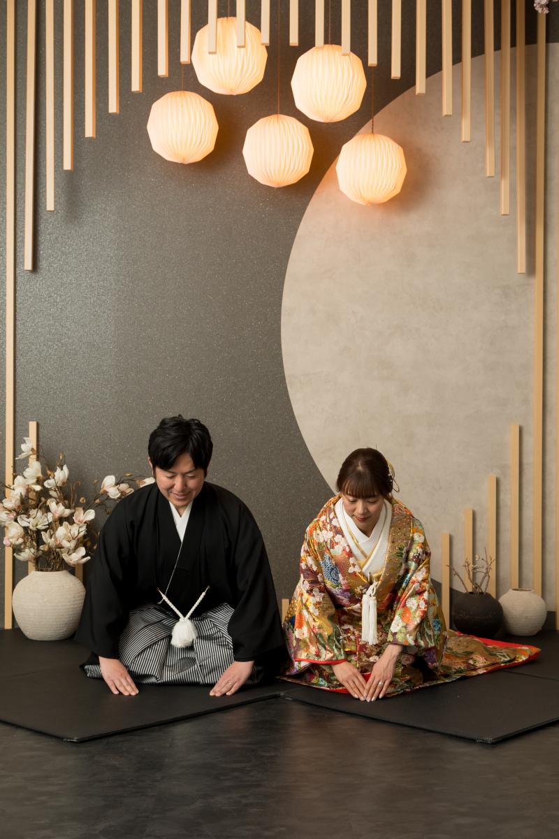 お辞儀ショット