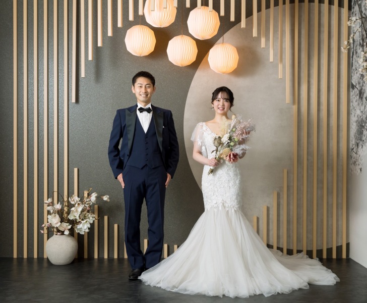 スタジオにて洋装撮影を