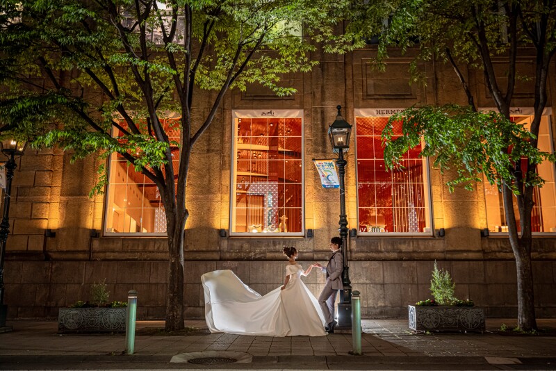 ドレスをフワっと１