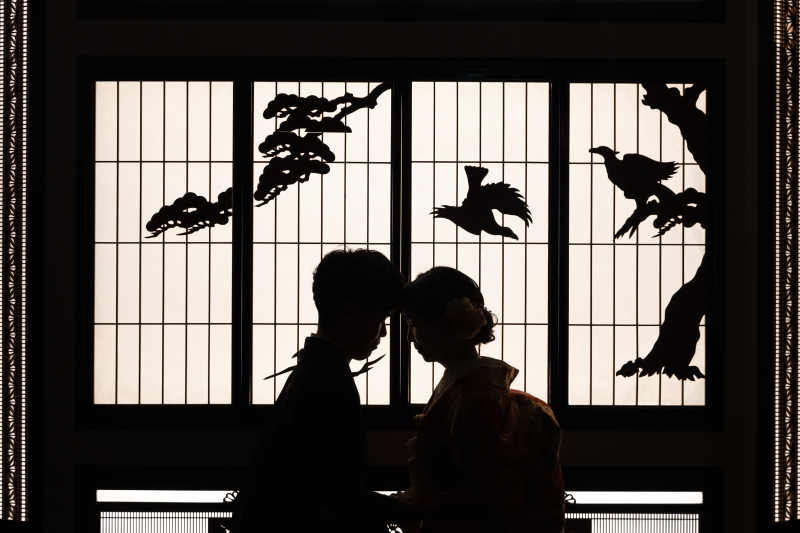 シルエットで美しく