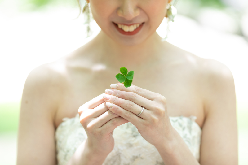 幸せの四つ葉のクローバー