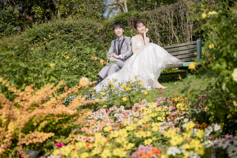 ベンチでお洒落な一枚!