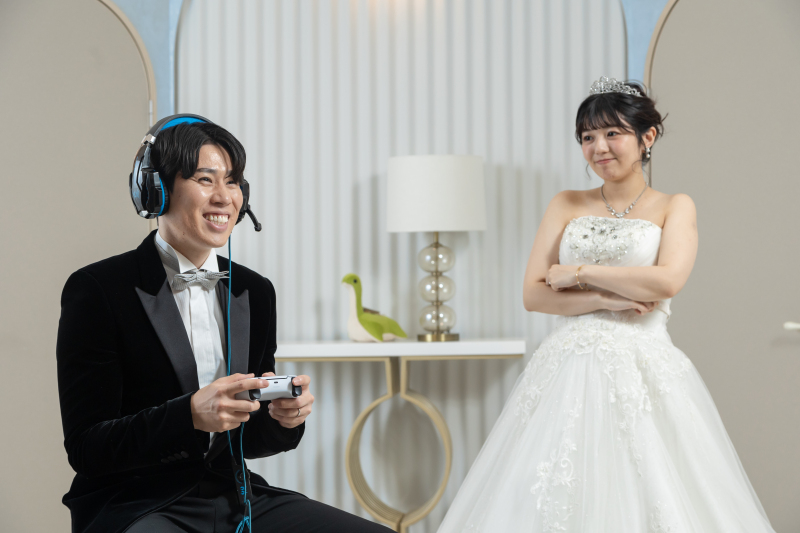 ゲームに夢中なご新郎様⭐︎