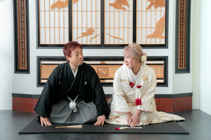 スタジオ撮影　シーンを変えてお二人の雰囲気を撮影⭐︎