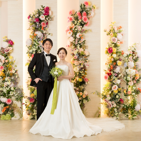 華やかなお花の背景で!