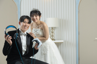 【洋装スタジオ撮影】お二人らしさ満載！