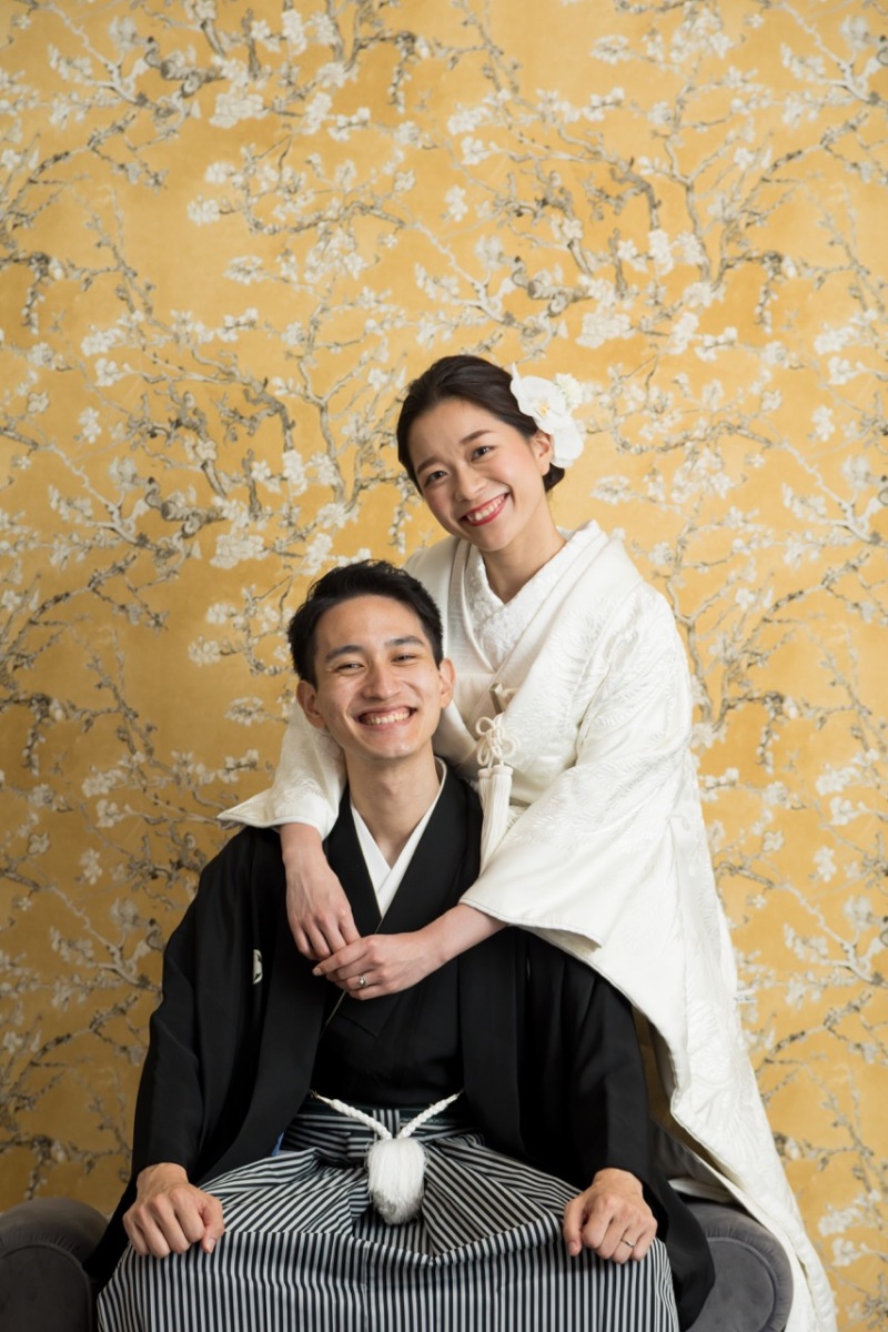 ご新婦様からのバックハグ