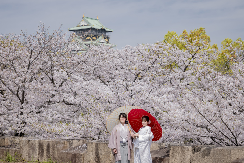 大阪城をバックに！