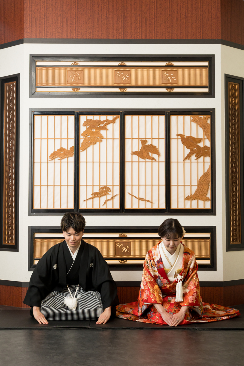 お辞儀ショット