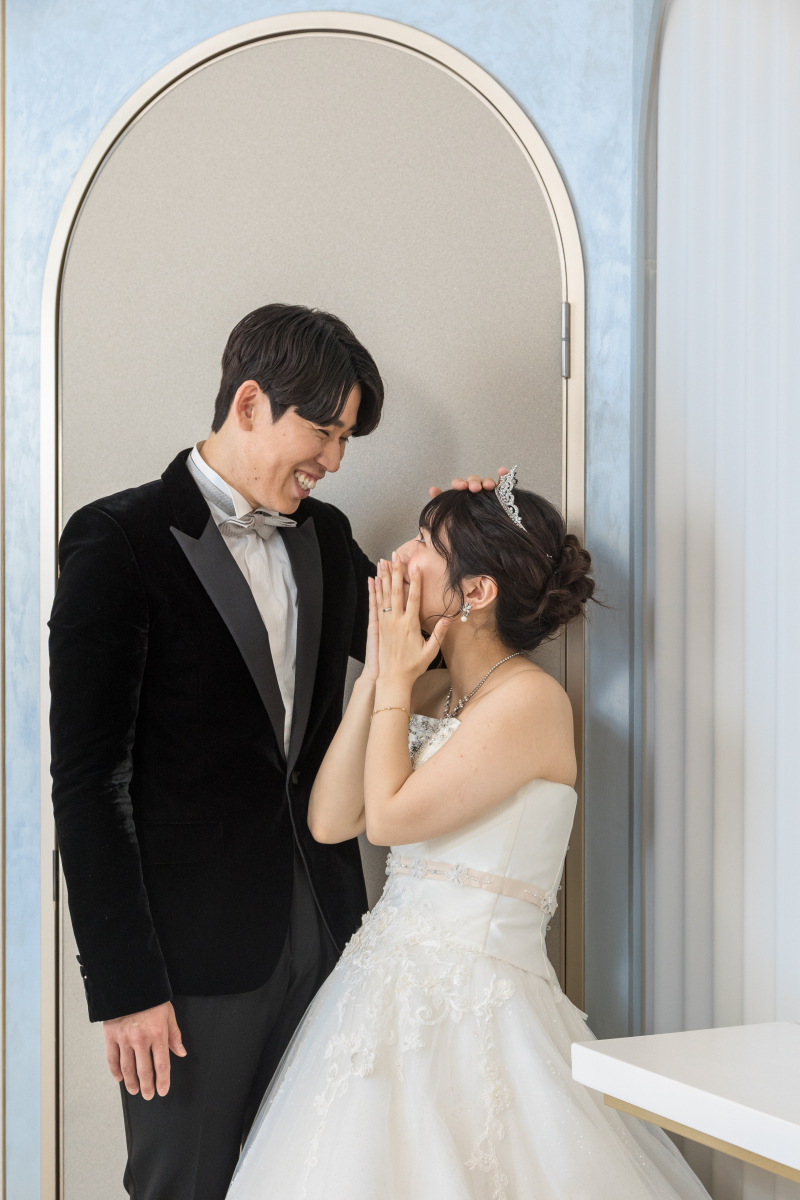 優しく頭をポンポン