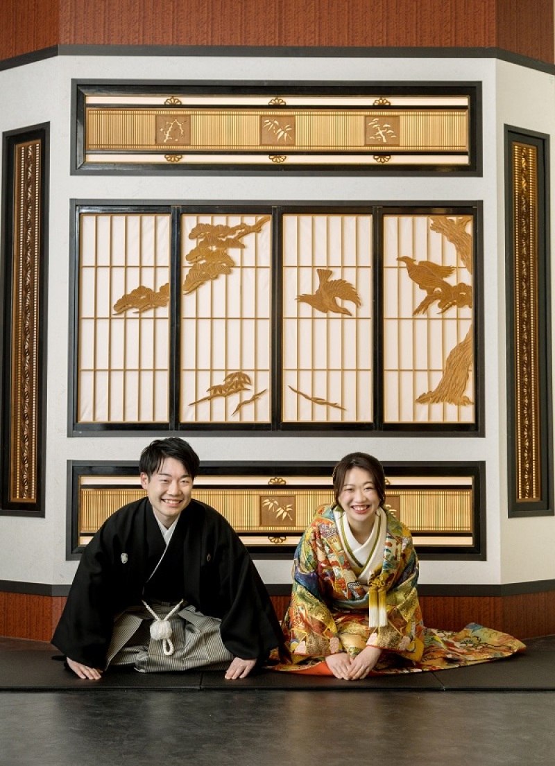 定番のお辞儀ポーズ