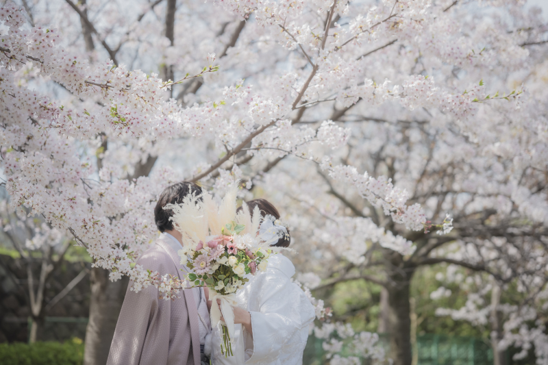 持込みブーケで顔隠し