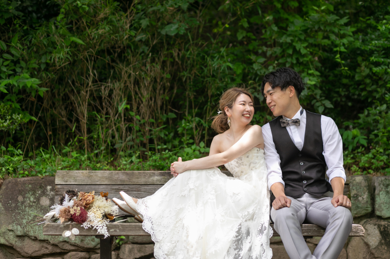 ベンチに座って一休み