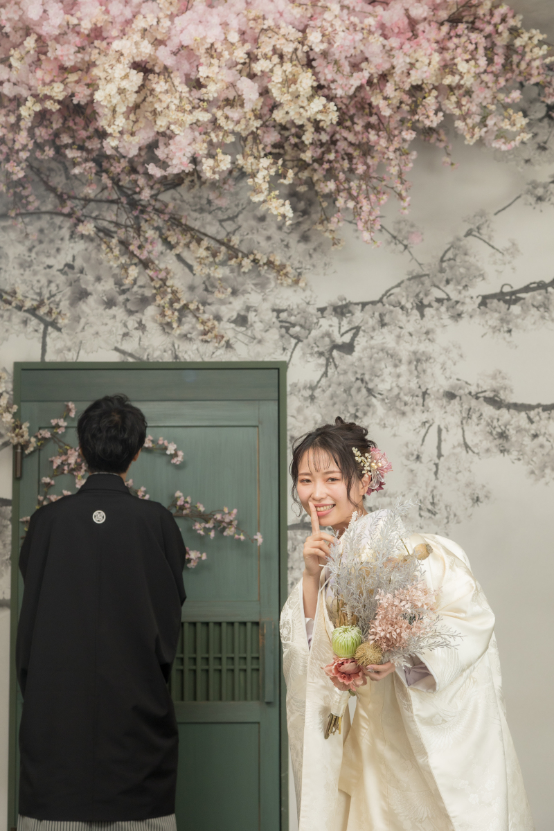 桜の下で待ち合わせ風ショット