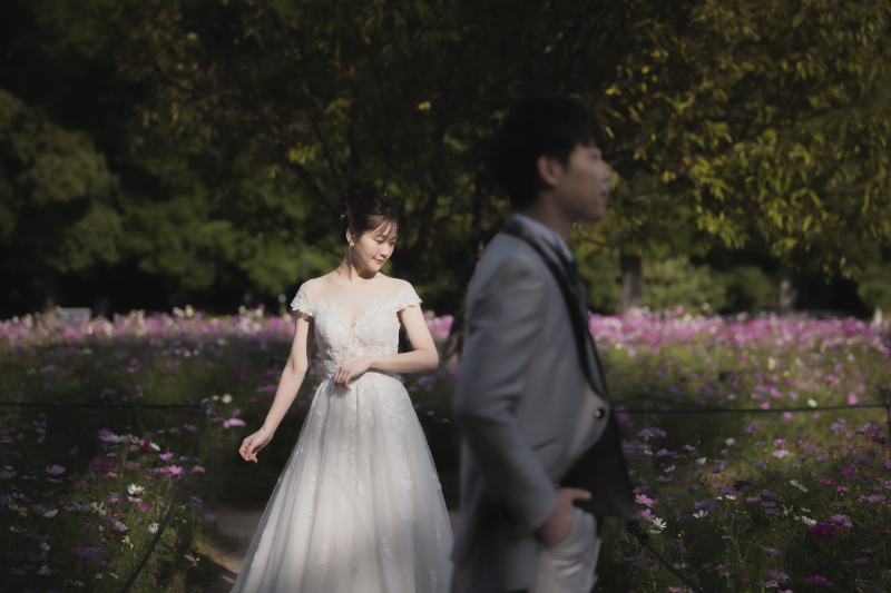 クールな表情で