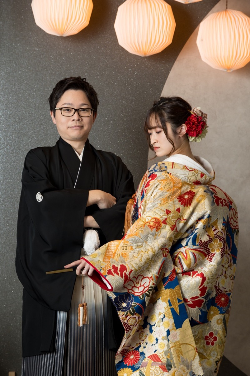 大人っぽい表情で。