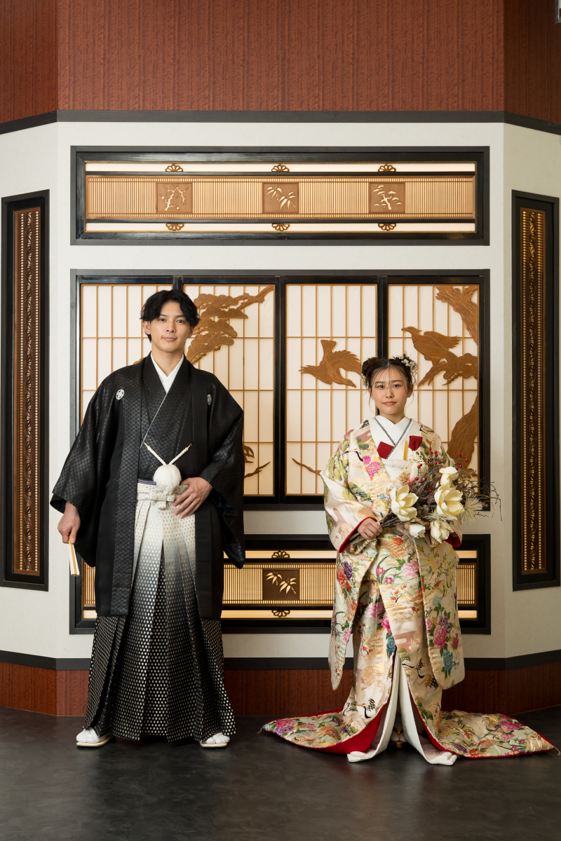 和装らしい背景で!