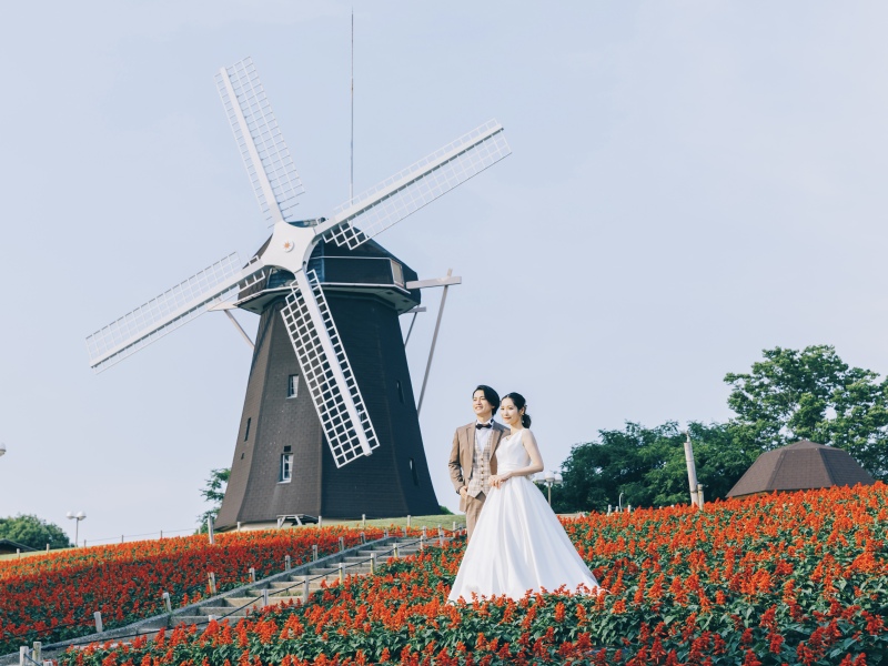 【衣裳追加料金なし】期間限定7万円オフ　全データ100カット+12Pアルバム+細身加工付き！鶴見緑地公園ロケーション撮影プラン　