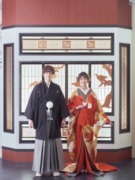 【衣裳追加料金なし】期間限定7万円オフ　全データ（150カット）付き！和装&洋装スタジオ撮影【アルバム24P】プラン