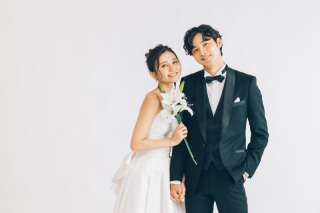 和装&洋装スタジオ撮影アルバム18P付きプラン