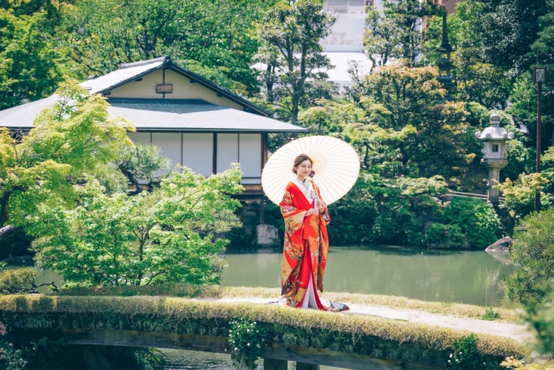 【フォトレイト限定！通常250,800円&rarr;148,500円】衣裳選び放題！全データ（100カット）付き！庭園ロケーションプラン