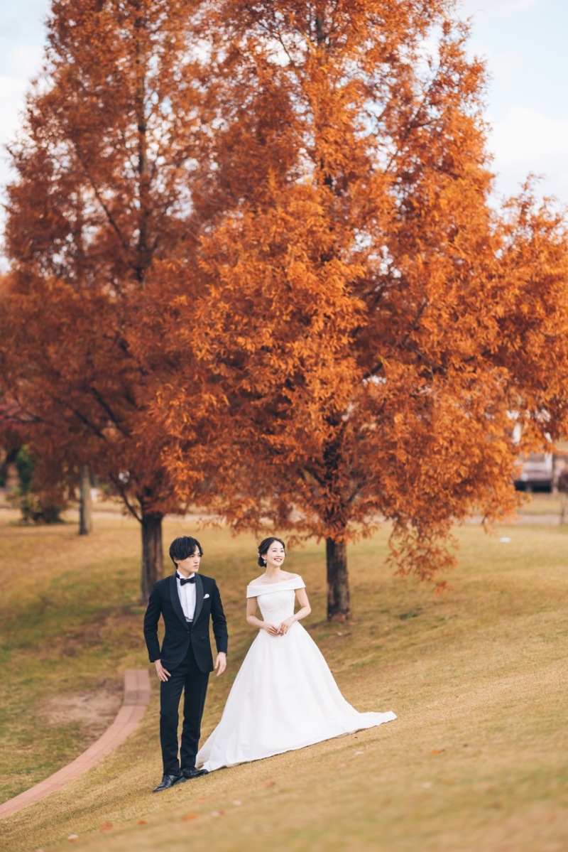 【衣裳追加料金無し】期間限定7万円オフ　細身加工付き！舞洲緑地ロケーション撮影 【12Pアルバム付き】プラン