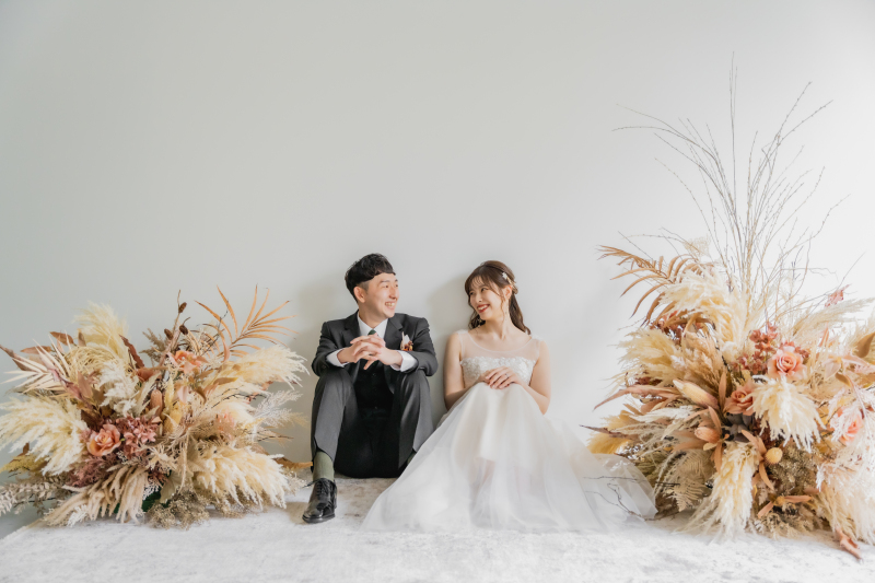 座りながらナチュラルなお二人を♪