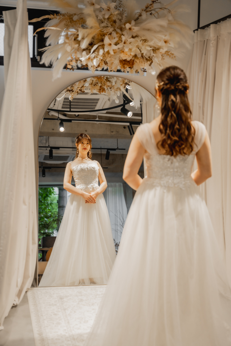 お着替え前にアーチ鏡ショット♪