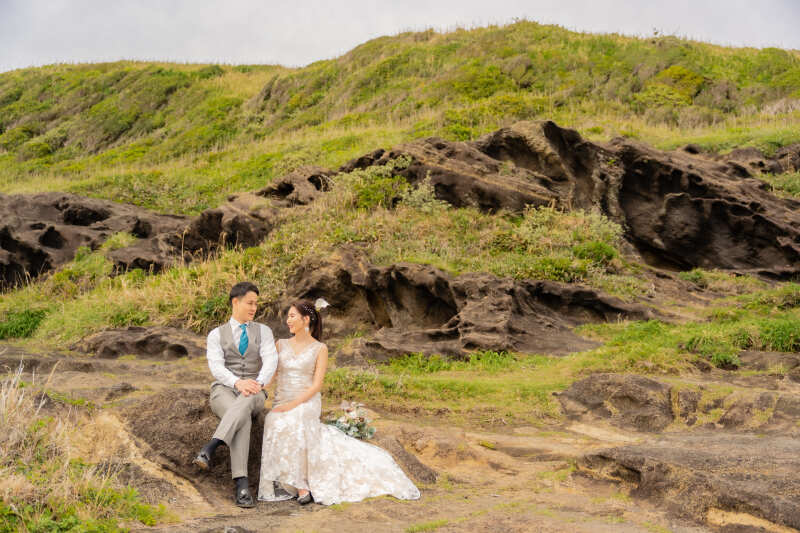 岩に腰掛けて、、