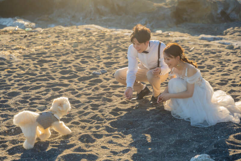 自然ロケーションでペットと一緒に前撮り