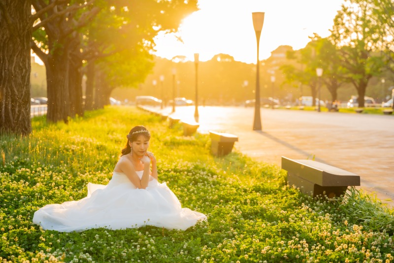 【12,1,2月撮影】丸の内前撮りフォト〈衣装+ヘアメイク+車送迎+データ150枚+ブーケ+ブートニア+アクセ〉