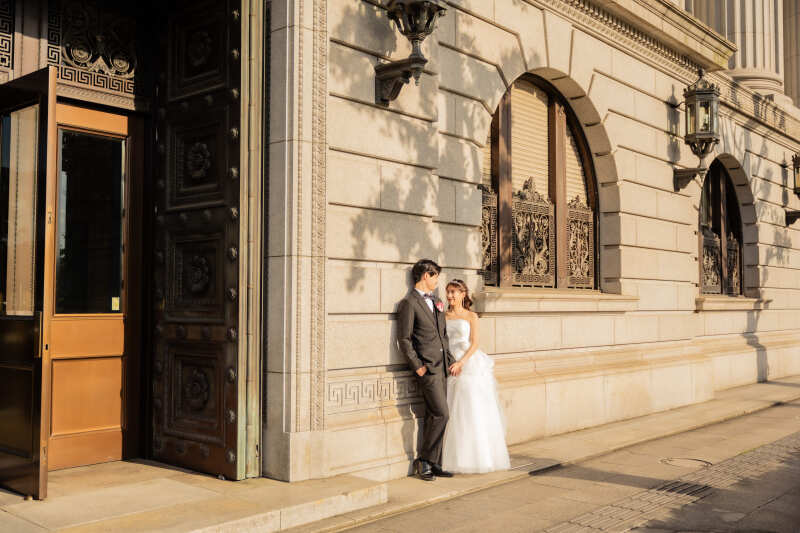 【9,10,11月撮影】丸の内前撮りフォト〈衣装+ヘアメイク+車送迎+データ150枚+ブーケ+ブートニア+アクセ〉