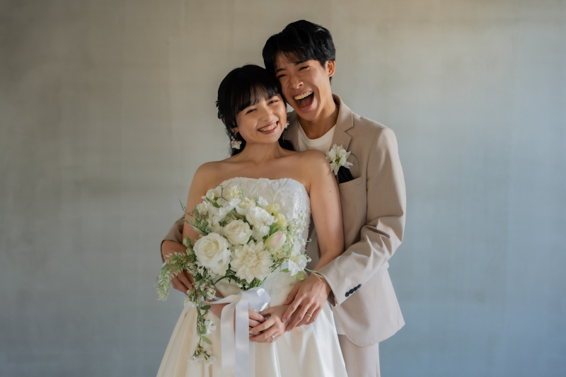 【夏季割引！6,7,8月撮影】スタジオ＋プチロケ前撮りミニマルプラン〈写真100枚+OP動画+衣装+ヘアメイク+ブーケ+アクセ〉