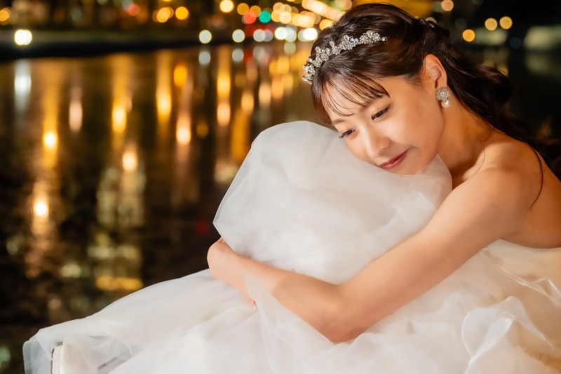 【12,1,2月撮影】丸の内前撮りフォト〈衣装+ヘアメイク+車送迎+データ150枚+ブーケ+ブートニア+アクセ〉