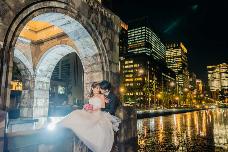 【12,1,2月撮影】丸の内前撮りフォト〈衣装+ヘアメイク+車送迎+データ150枚+ブーケ+ブートニア+アクセ〉