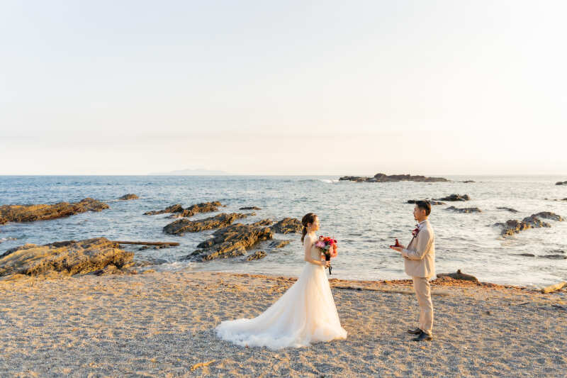 【9,10,11月撮影】自然ロケ前撮りフォト〈衣装+ヘアメイク+車送迎+データ150枚+ブーケ+ブートニア+アクセ〉