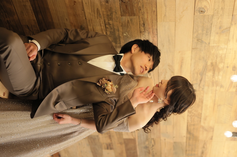 【MODERNスタジオ】