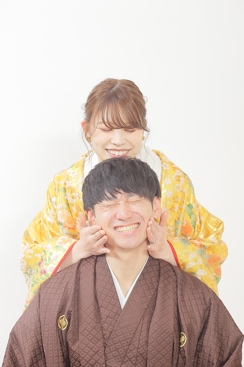 くしゃっとした笑顔