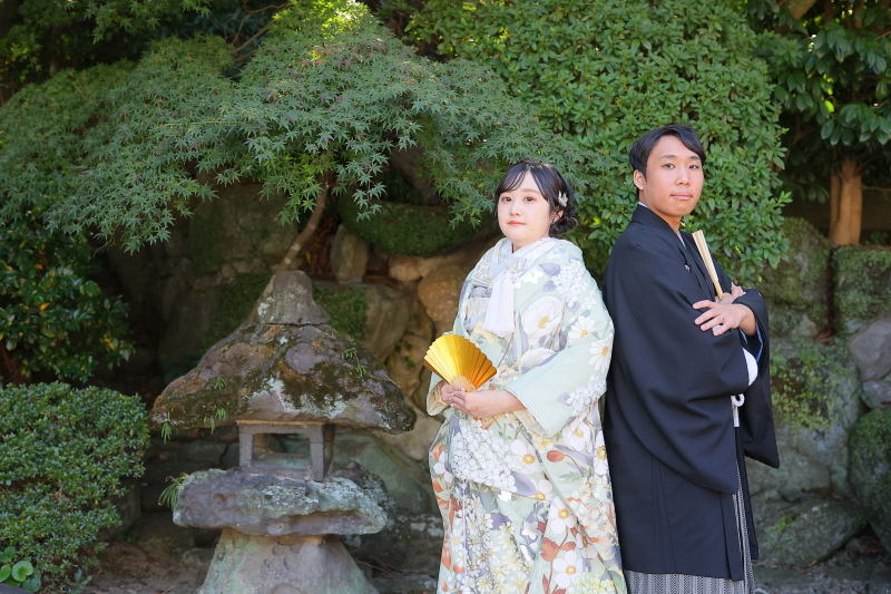 背中合わせショット