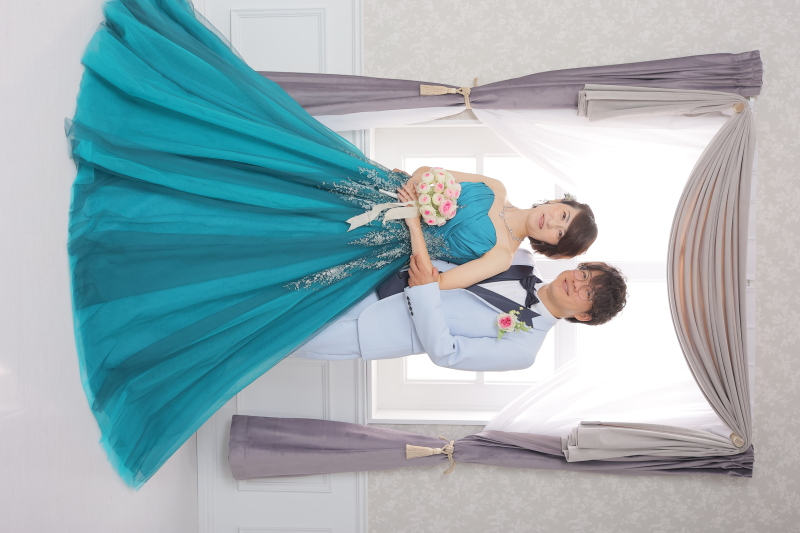 【MODERNスタジオ】